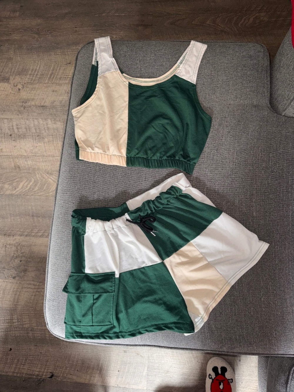 Green and Tan Set